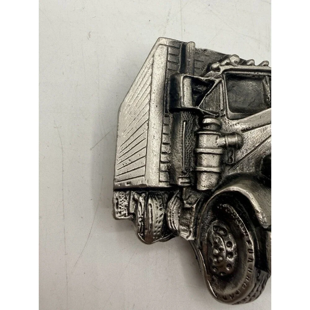 Vintage Metal 18 Wheeler Big Rig Tractor Trailer Dump Truck Belt Buckle # 2047